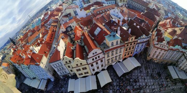 Апартаменти Old Town & Parking Assistance Прага Екстер'єр фото